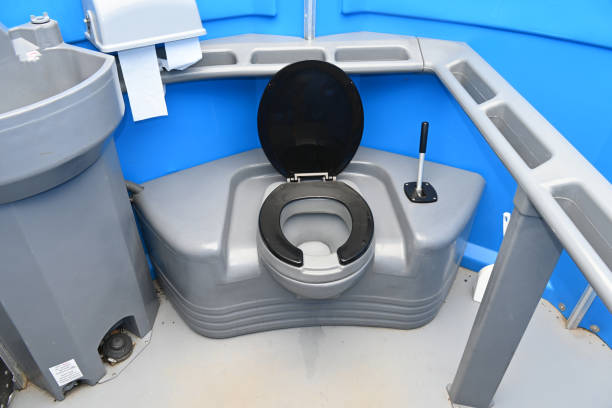 Best High-end porta potty rental  in Lewisville, WA
